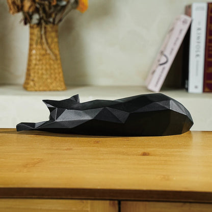 Low-poly Cat Statue