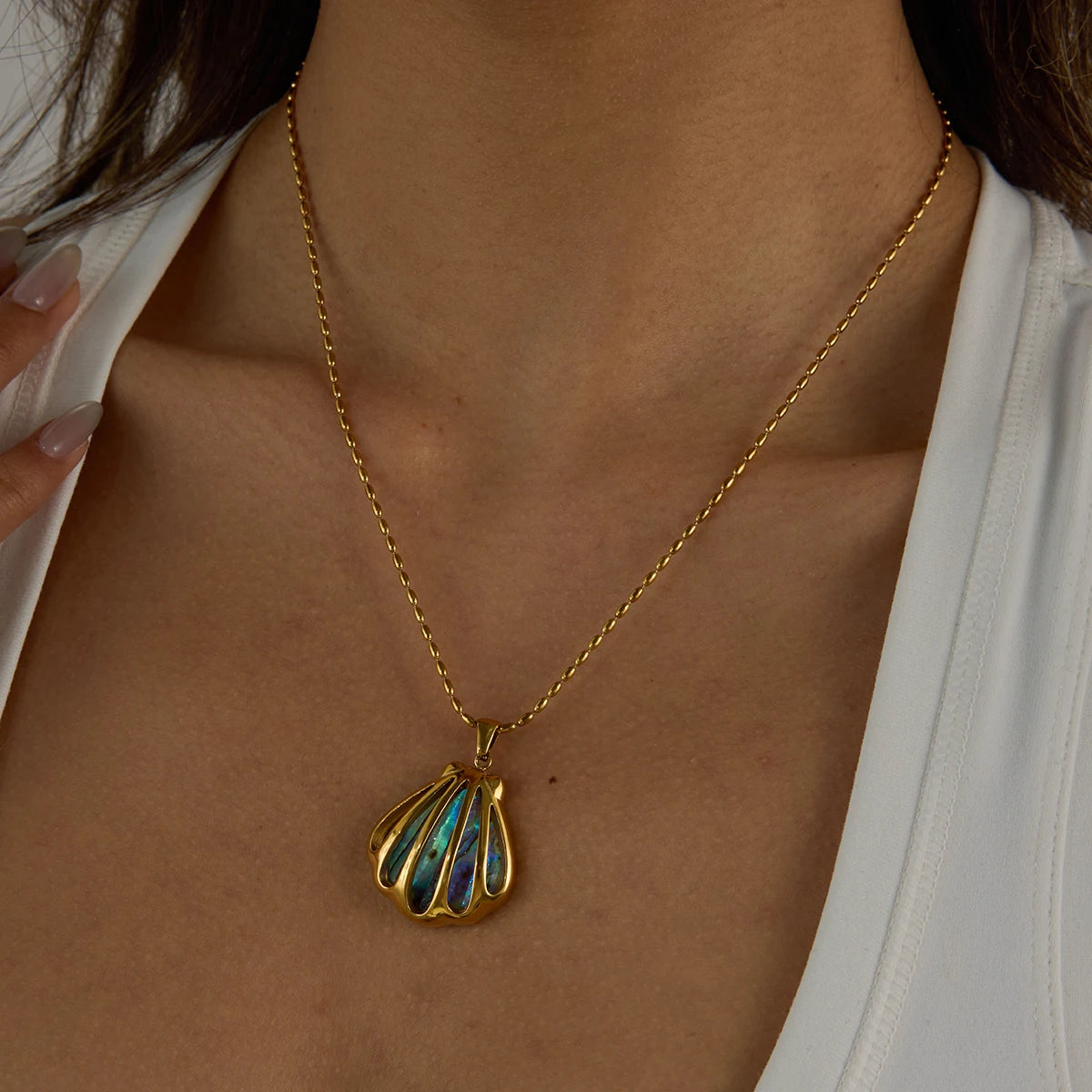 Abalone Shell Necklace - 18k Gold Plated