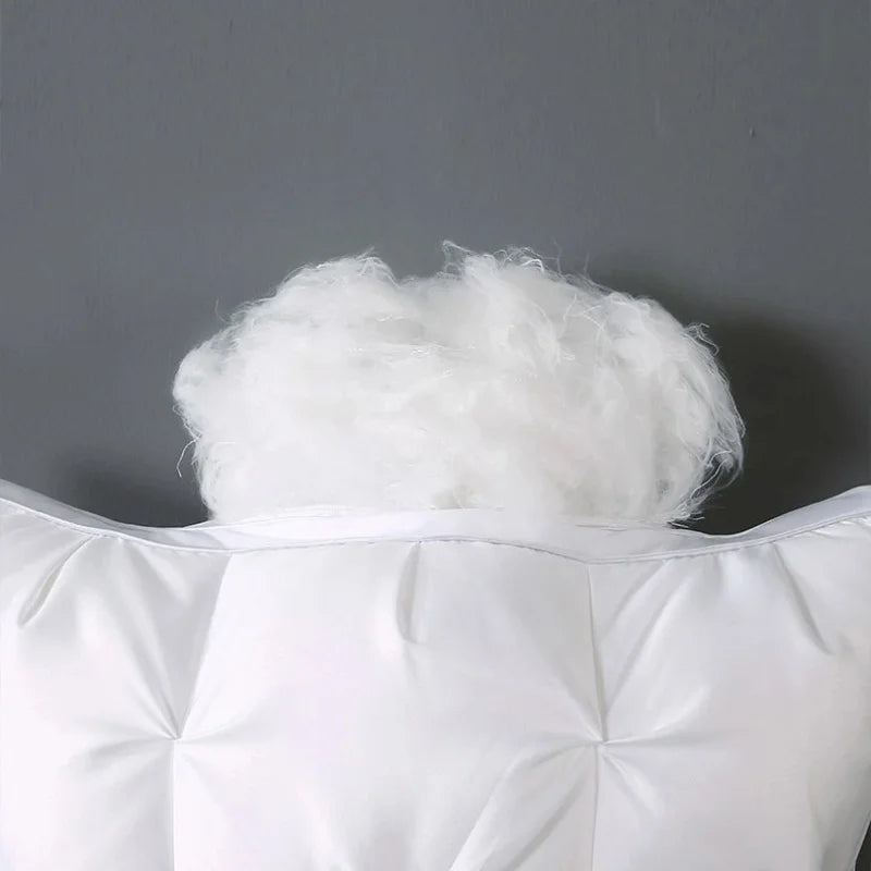 Leonti Hotel Pillow
