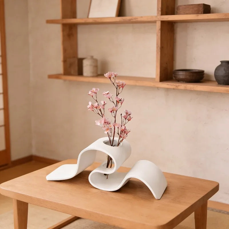 Ribbon Vase