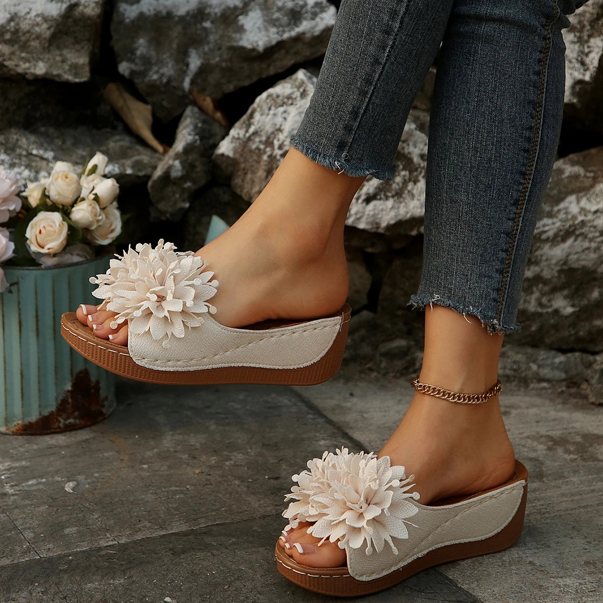Flower Wedge Sandals